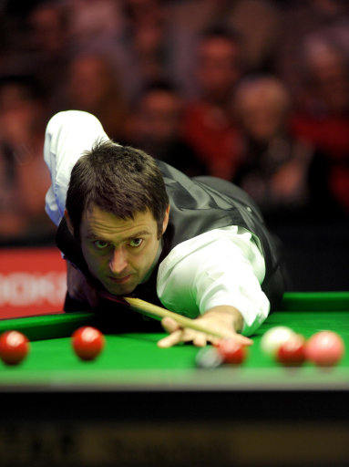 年薪2000万！湖人想要的结果来了，里夫斯你是续约还是明夏离队？