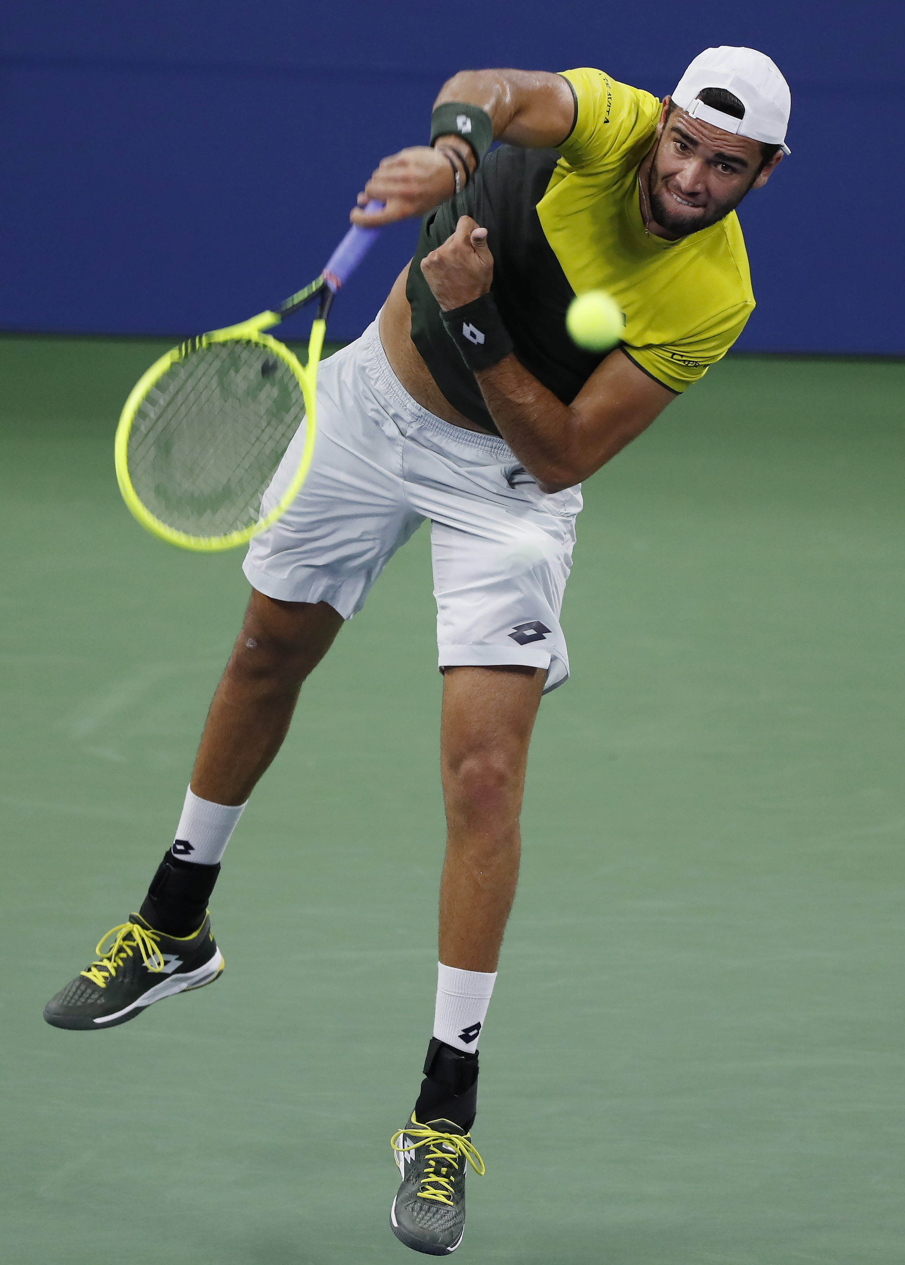 勇士大胜马刺42分！库里三节打卡，超越快船排名第六.