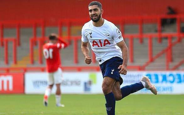 罗马诺：韦勒图加盟里昂 400万欧固定+100万浮动.