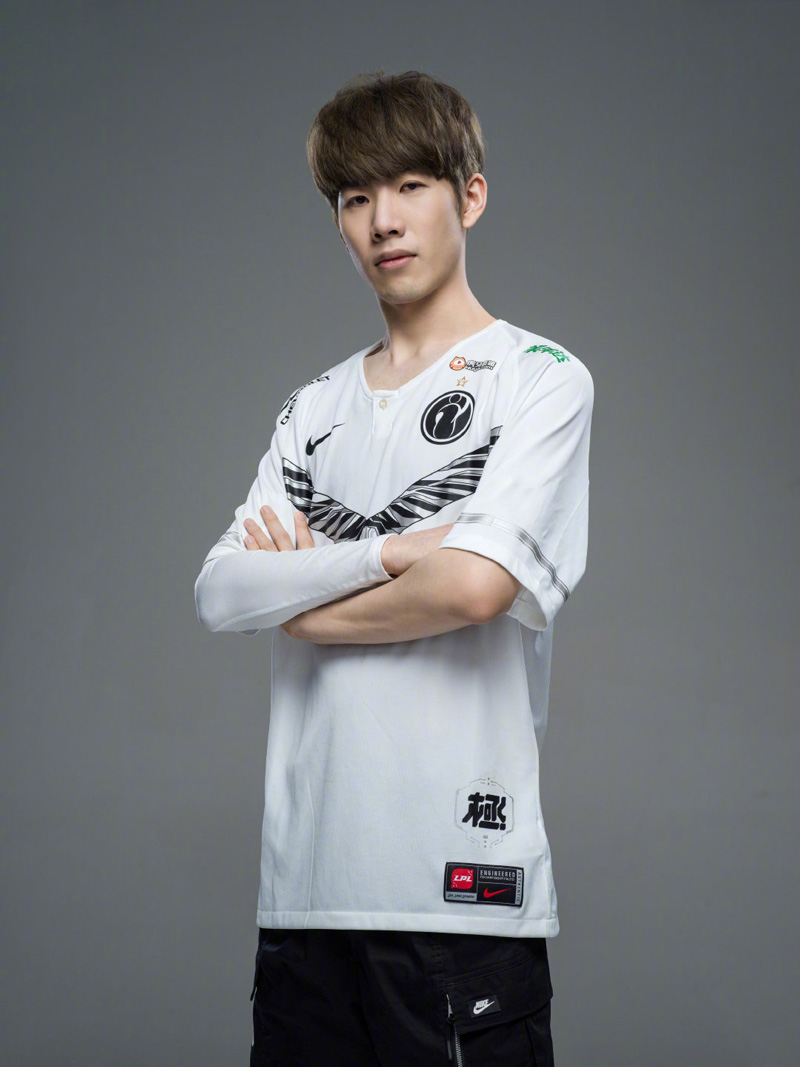 管理层高密 管理层高密