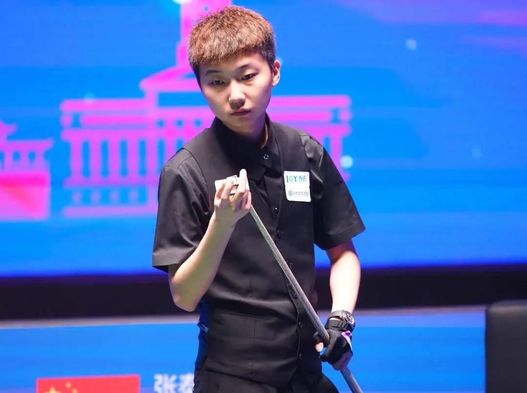 球场上的细 球场上的细