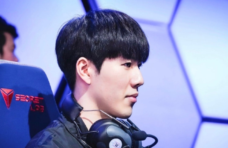 队的弱侧 队的弱侧