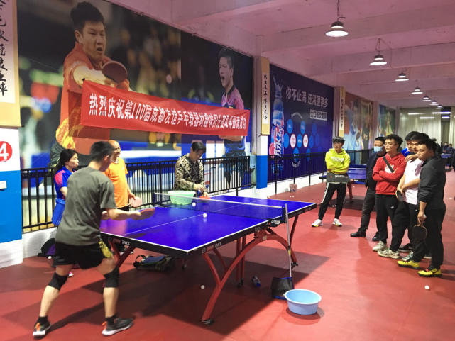 CBA：深圳男篮三分爆发 主场胜上海