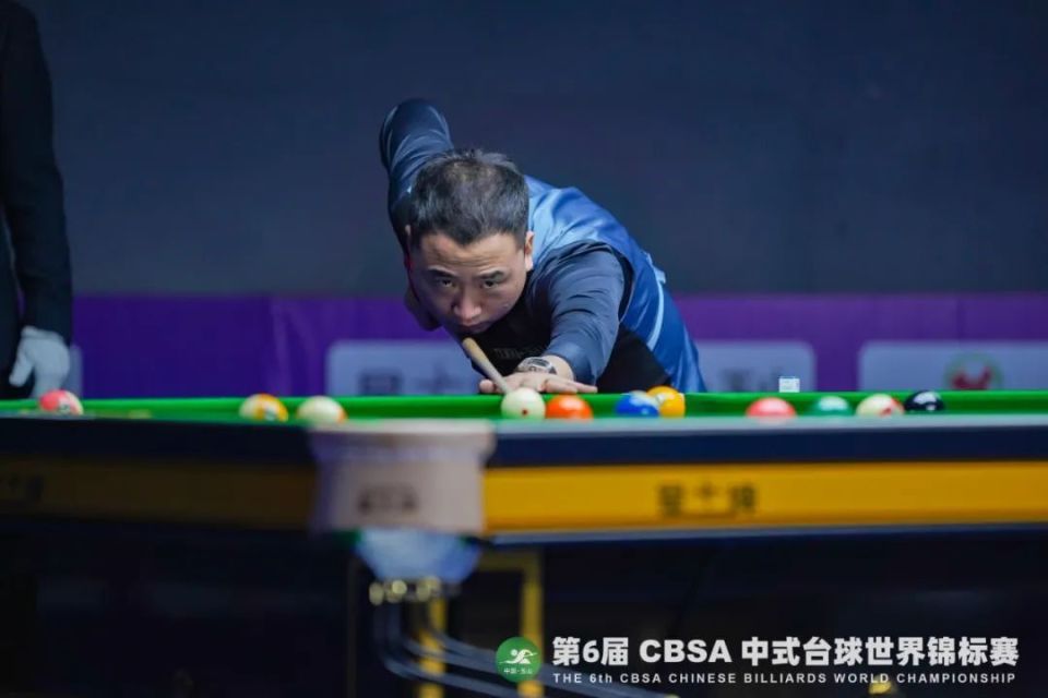 他是